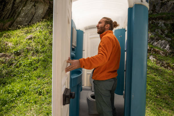 Best Portable restroom trailer rental  in Allen Park, MI